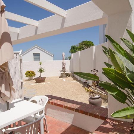 Small Bay Guest House Bloubergstrand Zewnętrze zdjęcie