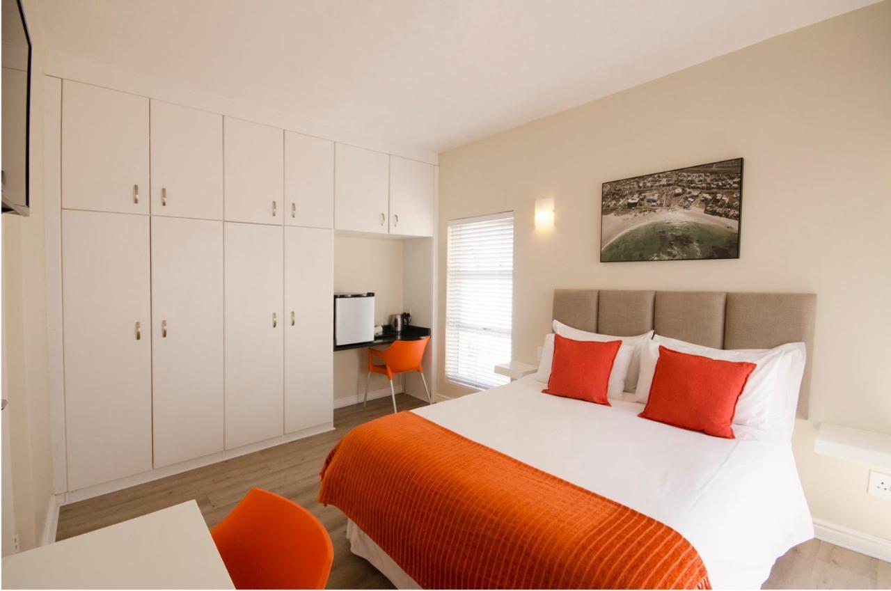 Small Bay Guest House Bloubergstrand Zewnętrze zdjęcie