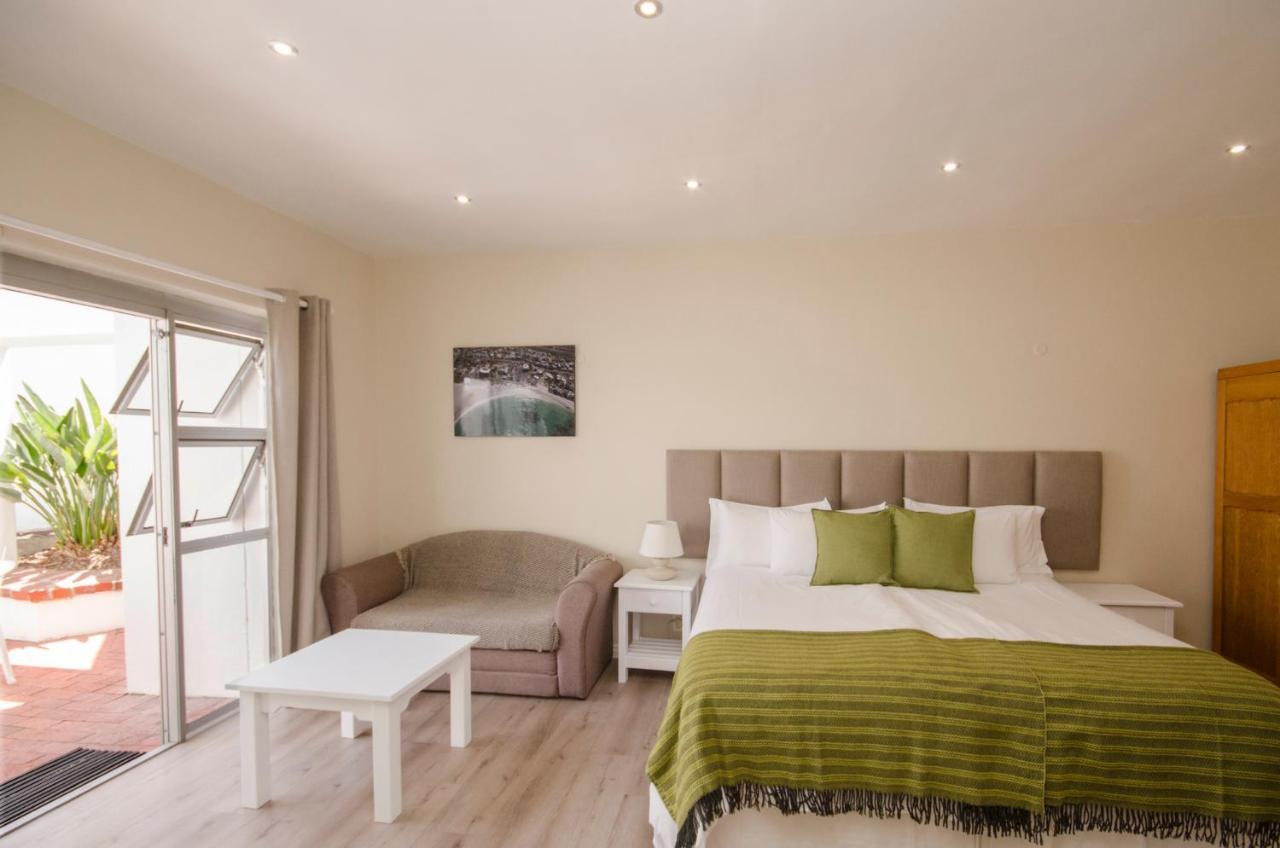 Small Bay Guest House Bloubergstrand Zewnętrze zdjęcie