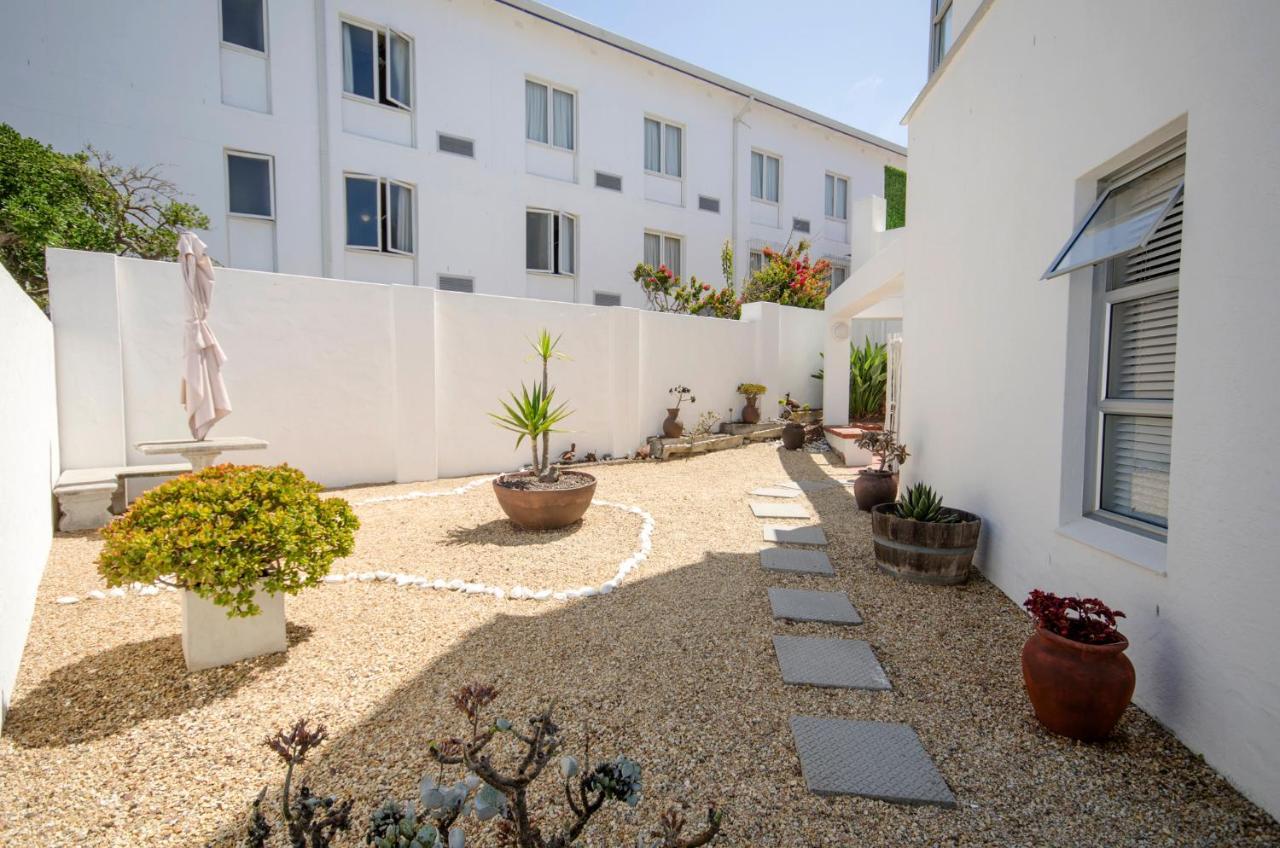 Small Bay Guest House Bloubergstrand Zewnętrze zdjęcie