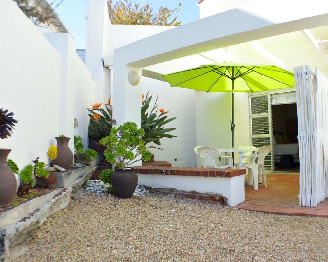 Small Bay Guest House Bloubergstrand Zewnętrze zdjęcie