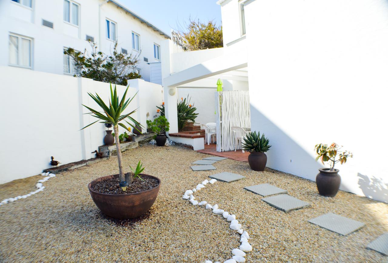 Small Bay Guest House Bloubergstrand Zewnętrze zdjęcie